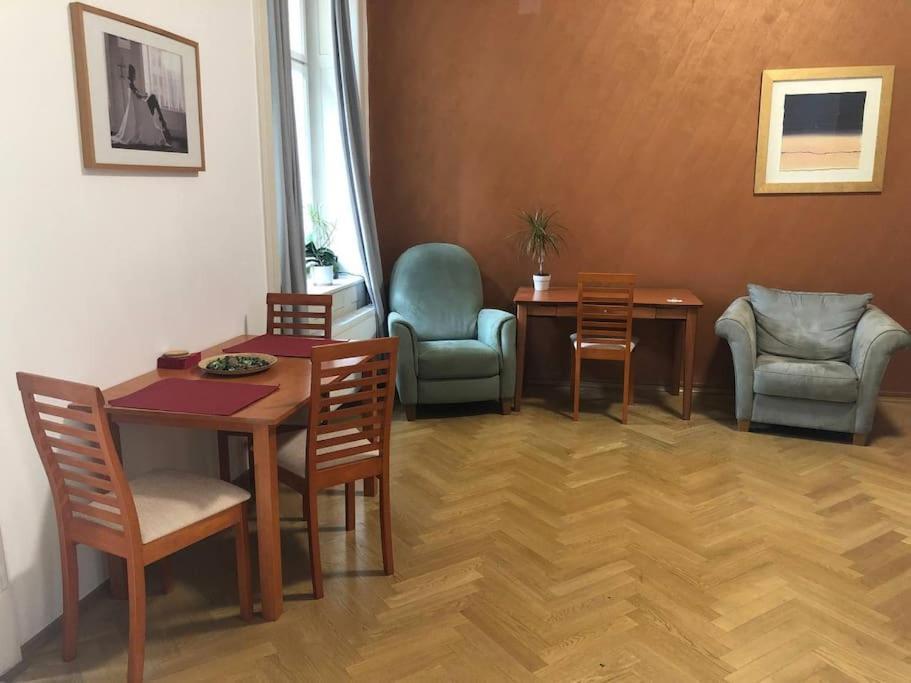Exclusive Unique Apartments - Prague Central Экстерьер фото